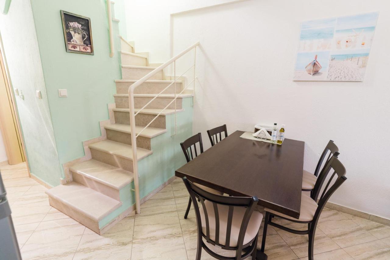 Family Villas 보우르보우로우 외부 사진