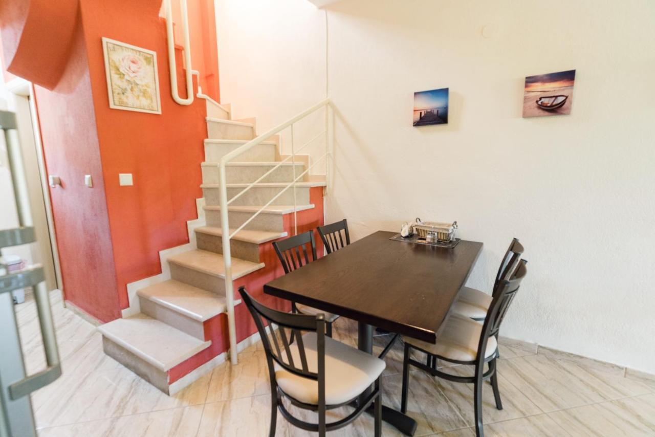 Family Villas 보우르보우로우 외부 사진